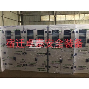 85台耐酸碱PP药品柜发往成都某高校